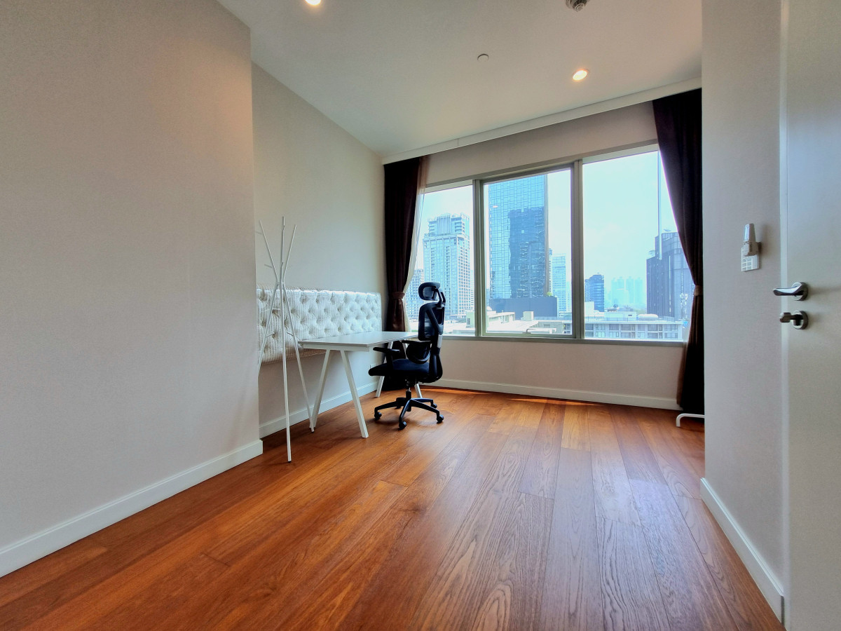 ขายคอนโดวิทยุ ชิดลม หลังสวน : ขายคอนโด 185 ราชดำริ วิวสวย ชั้นสูง BTS-สถานีราชดำริ ลุมพินี เขต ปทุมวัน กรุงเทพ CX-149394