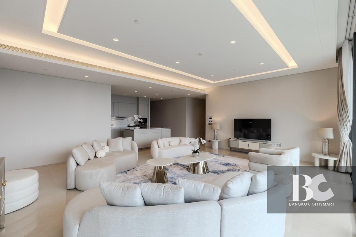 For RentCondoWitthayu, Chidlom, Langsuan, Ploenchit : For Rent The Residences at Sindhorn Kempinski 5 Bedrooms