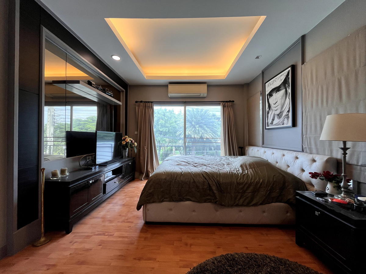 ขายบ้านลาดกระบัง สุวรรณภูมิ :  ไลฟ์ บางกอก บูเลอวาร์ด วงแหวน - อ่อนนุช 2 / 4 ห้องนอน (ขาย), Life Bangkok Boulevard Wongwaen - Onnut 2 / 4 ห้องนอน (ขาย) POON059