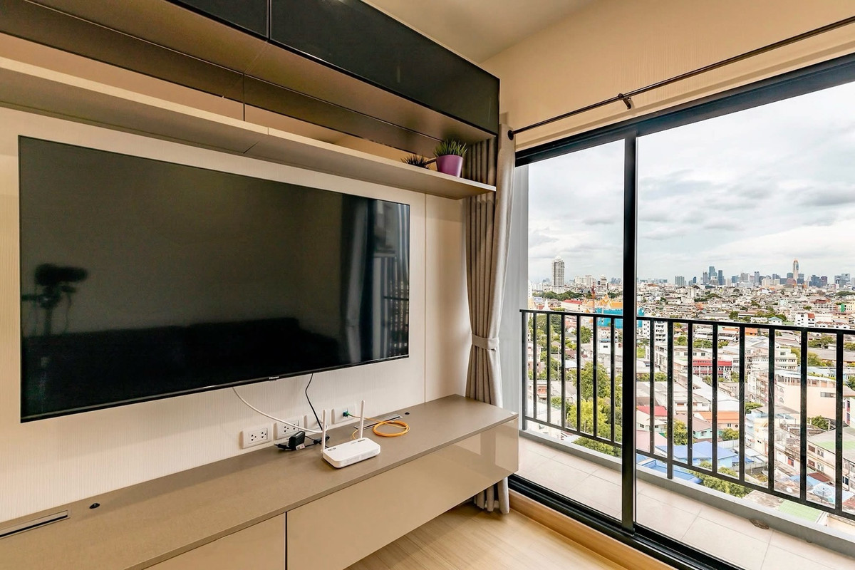 ให้เช่าคอนโดวงเวียนใหญ่ เจริญนคร : 📍โครงการ : Supalai Loft ประชาธิปก – วงเวียนใหญ่🚝 ใกล้ : BTS วงเวียนใหญ่ 1 กม.💵 ราคาเช่า : 25,000 บาท / เดือน 