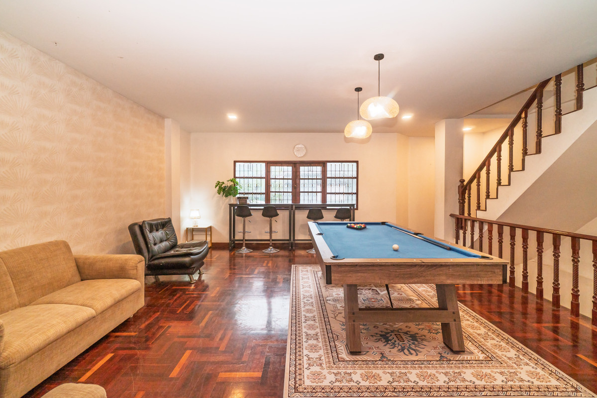 For RentTownhomeSukhumvit, Asoke, Thonglor : Townhome for rent Designed by architect With private rooftop, furniture ready to move in, Soi Thonglor Soi 25