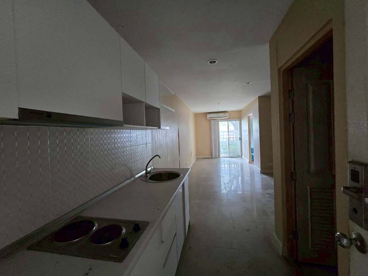 For SaleCondoThaphra, Talat Phlu, Wutthakat : 𝗠𝗲𝘁𝗿𝗼 𝗣𝗮𝗿𝗸 𝗦𝗮𝘁𝗵𝗼𝗿𝗻 𝟯-𝟮 (Metro Park Sathorn 𝟯-𝟮) Big room, cheap price, just 𝟭,𝟳𝟱𝟴,𝟬𝟬𝟬 บาท