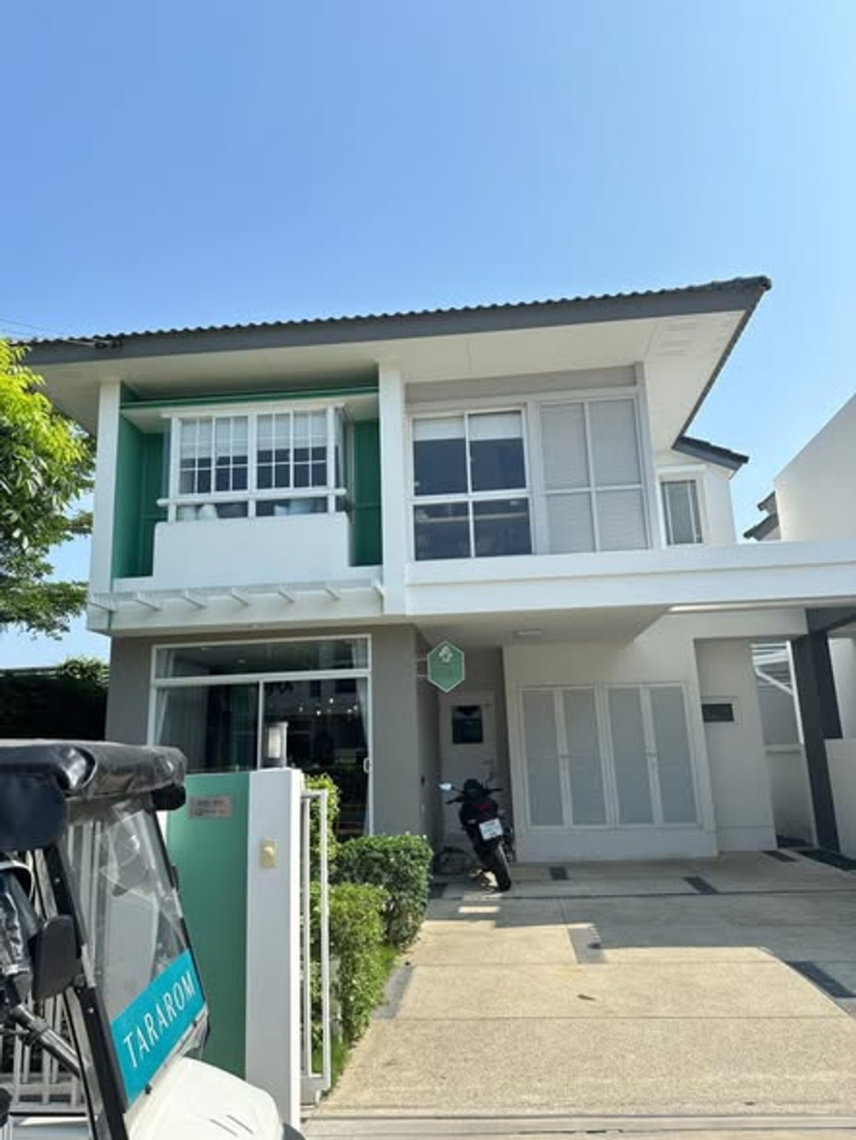 For RentHouseSamut Prakan,Samrong : HR3009 New house for rent Fully furnished, ready to move in Trendy Thara Bangna project, near Bang Chalong Nok Temple, convenient travel.