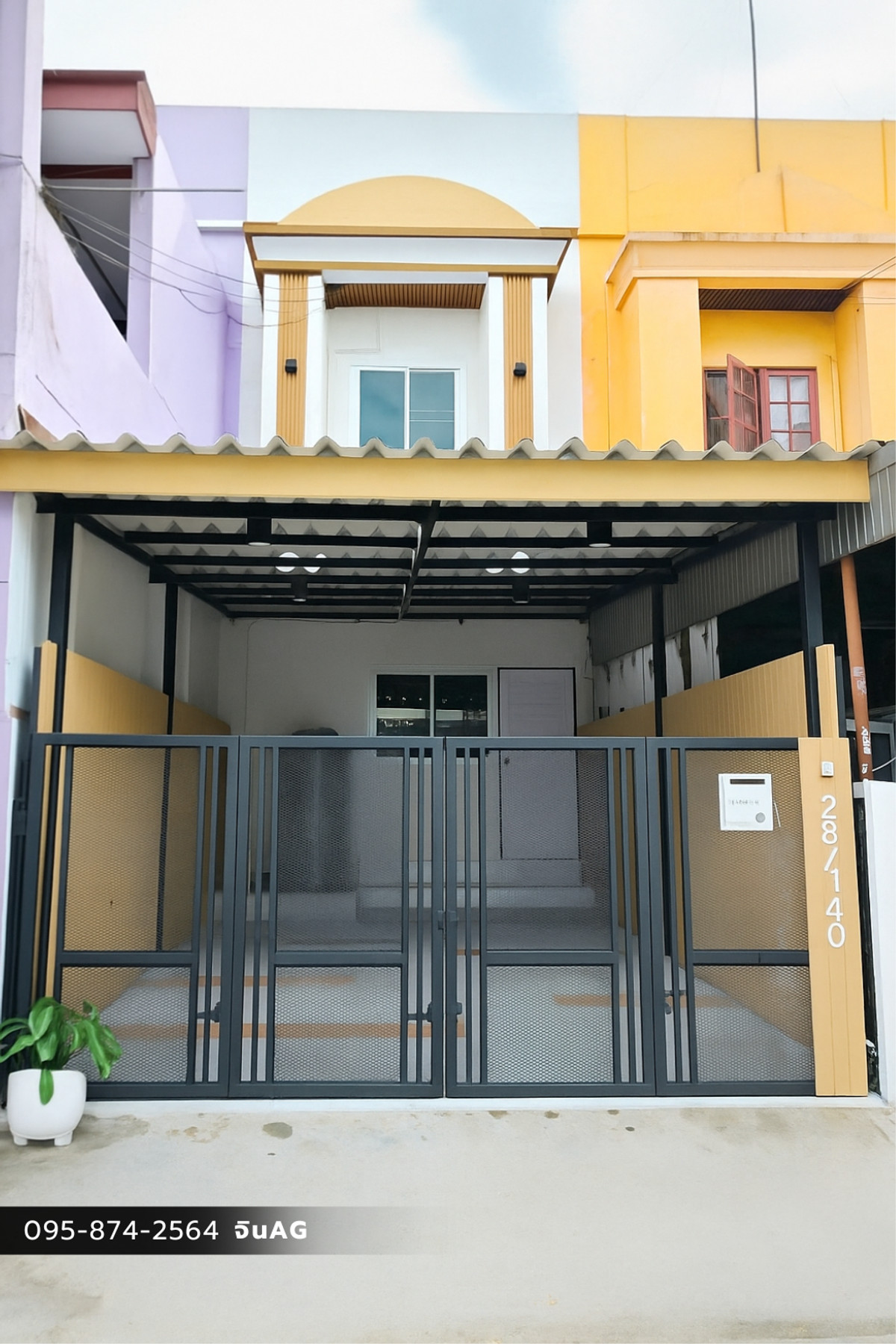 For SaleTownhomeRathburana, Suksawat : Cheap townhome for sale near market 61, Mitmaitri Village, Pracha Uthit 54.