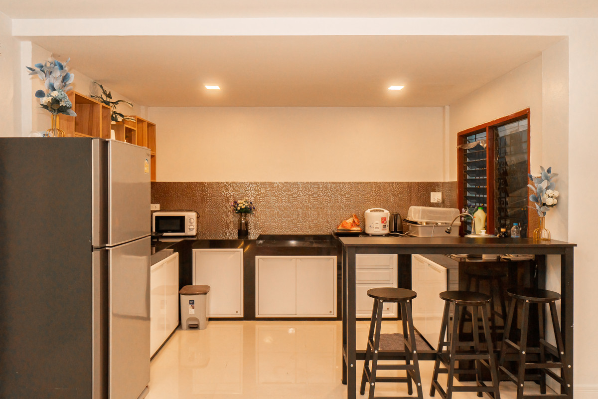 For RentTownhomeSukhumvit, Asoke, Thonglor : Townhome for rent Designed by architect With private rooftop, furniture ready to move in, Soi Thonglor Soi 25