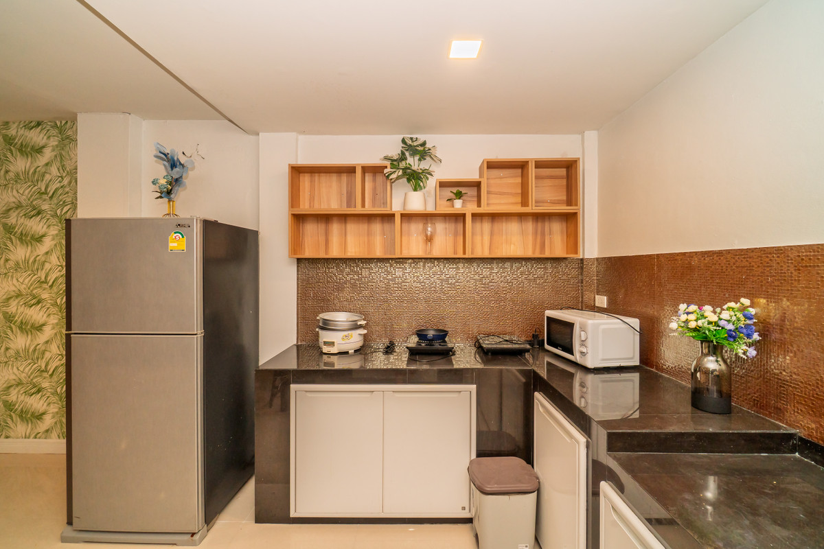 For RentTownhomeSukhumvit, Asoke, Thonglor : Townhome for rent Designed by architect With private rooftop, furniture ready to move in, Soi Thonglor Soi 25