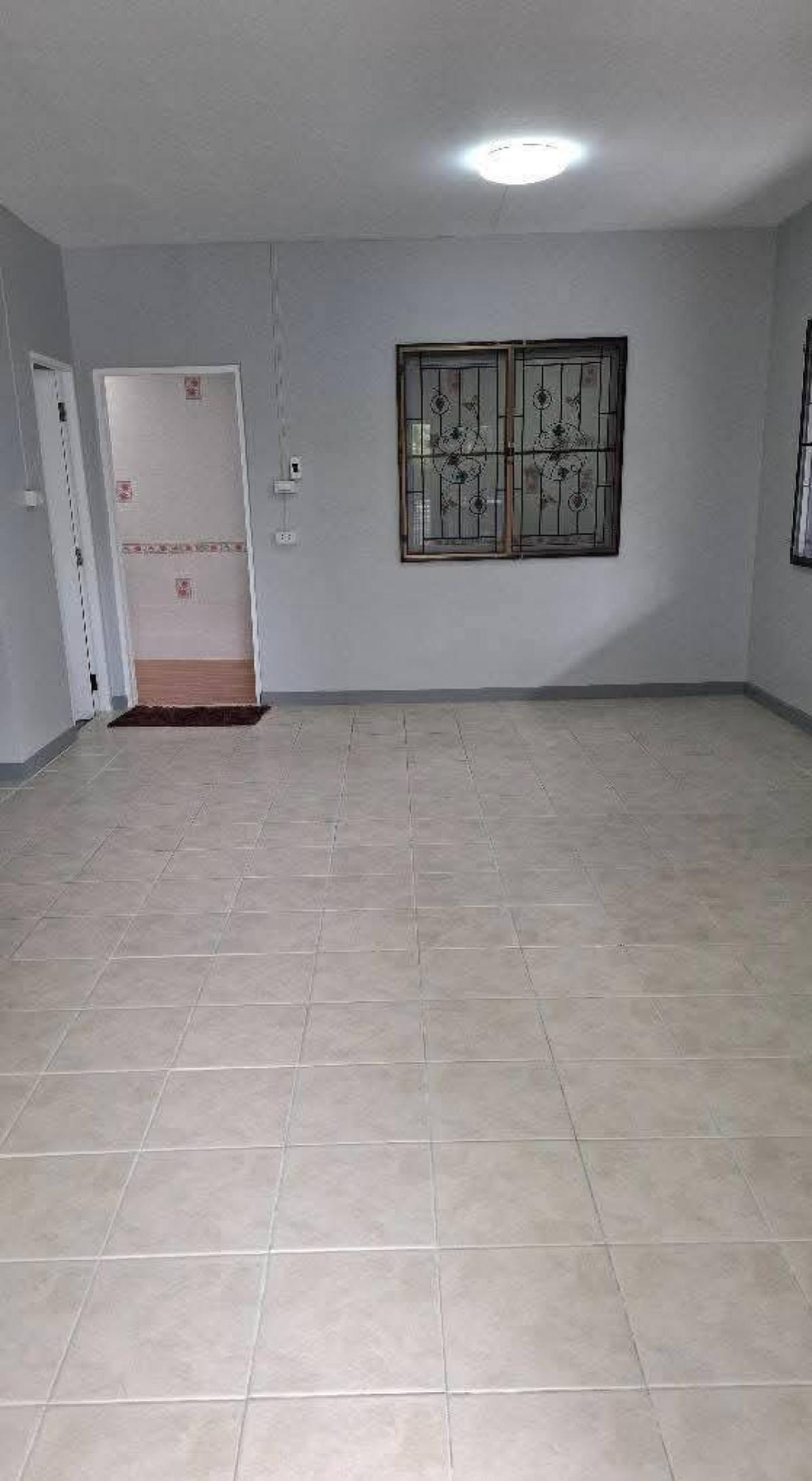 For SaleTownhomePathum Thani,Rangsit, Thammasat : For Sale Townhouse/Townhome  , Baan Pruksa 20 Lam Luk Ka Khlong 2 , corner unit , Khu Khot , Mueang Pathum Thani , Pathum Thani , CX-137180