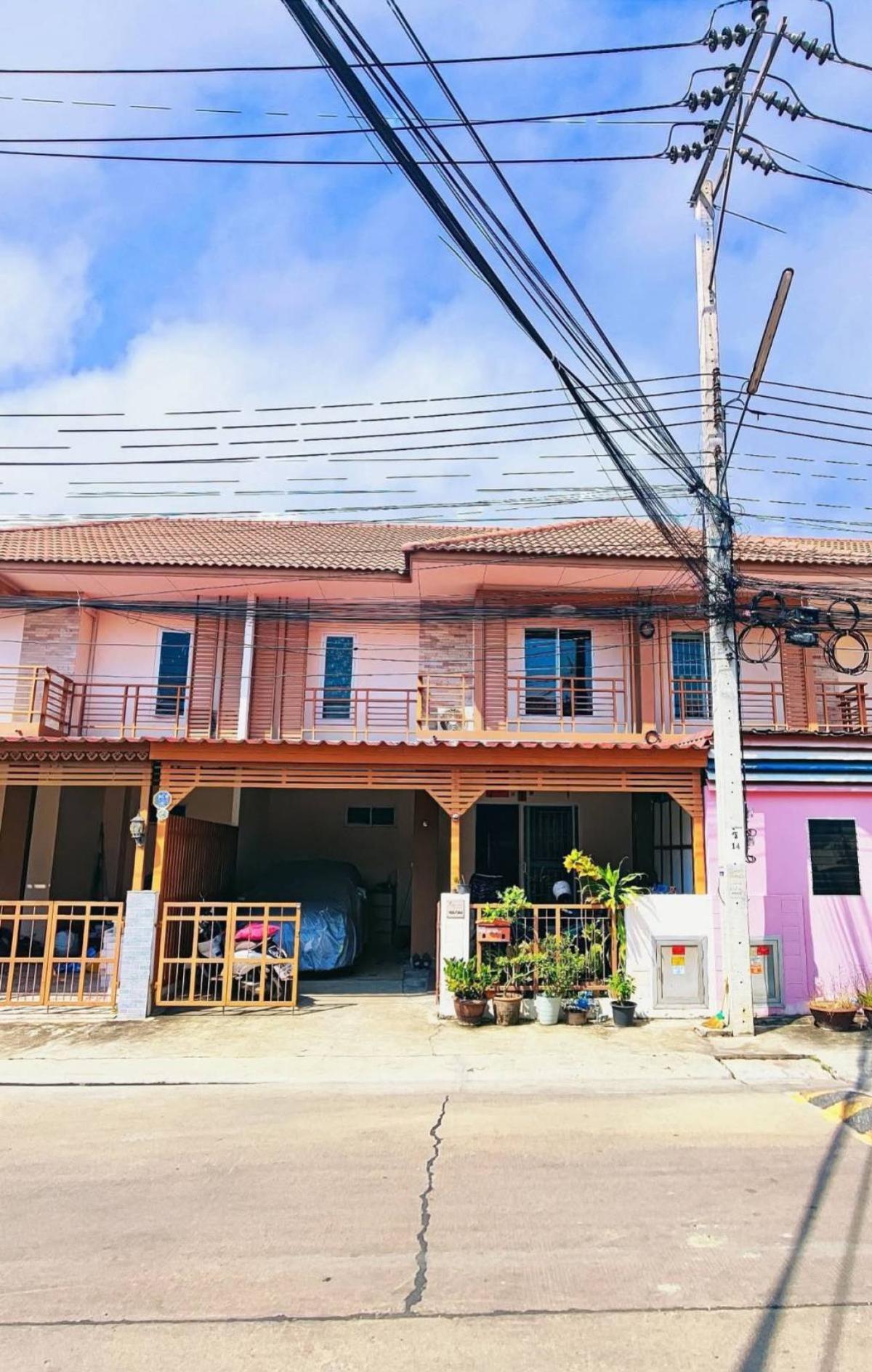 ขายทาวน์โฮมราษฎร์บูรณะ สุขสวัสดิ์ : ขายทาวน์เฮ้าส์/ทาวน์โฮม  ไอลีฟ ทาวน์ ประชาอุทิศ 90 บ้านคลองสวน เมืองสมุทรปราการ สมุทรปราการ CX-137694