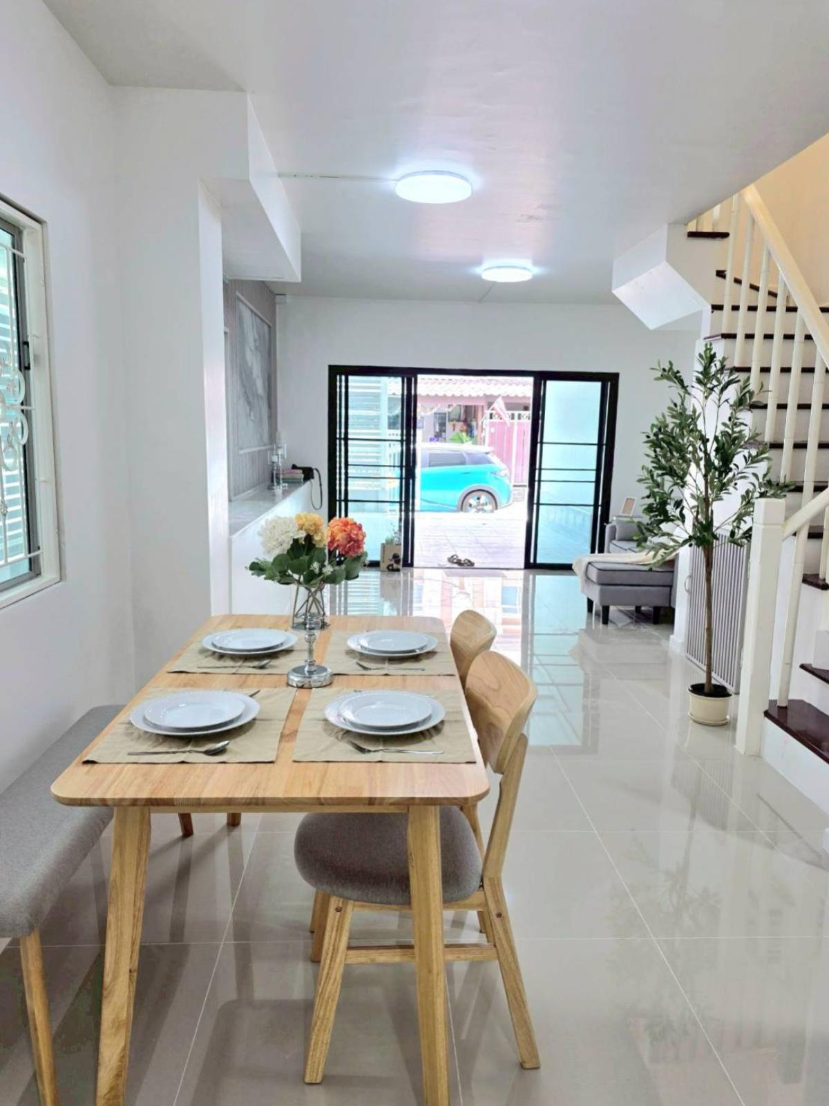 For SaleTownhomePathum Thani,Rangsit, Thammasat : For Sale Townhouse/Townhome  , Baan Phrueksa D , Khlong Sam , khlong Luang , Pathum Thani , CX-137473