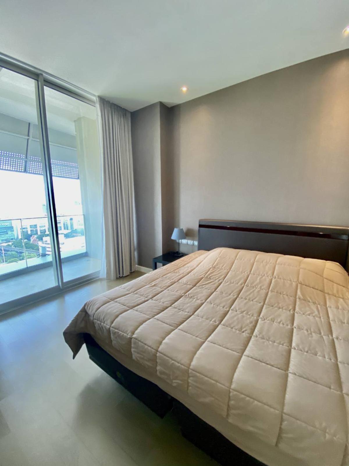 For SaleCondoWitthayu, Chidlom, Langsuan, Ploenchit : For Sale Condo , Magnolias Ratchadamri Boulevard , high floor , BTS-Ratchadamri , Lumpini , Pathum Wan , Bangkok , CX-137475