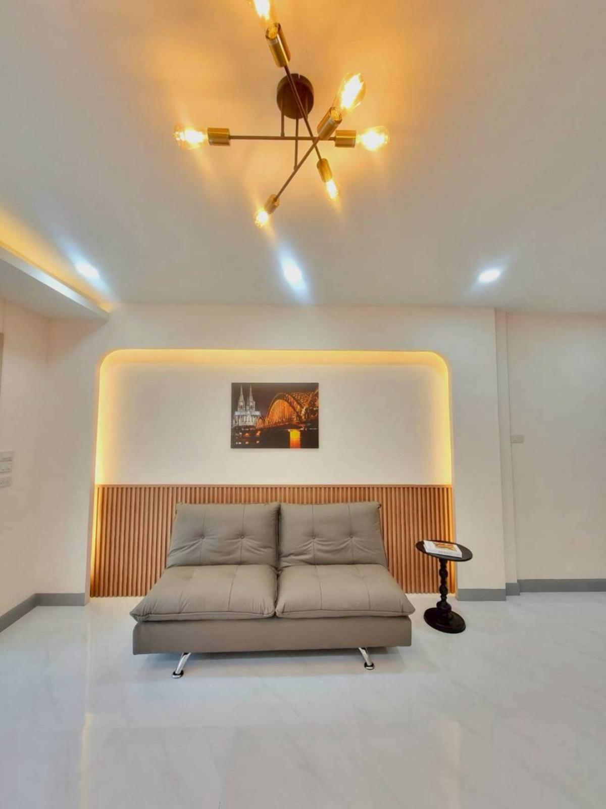 ขายทาวน์โฮมนนทบุรี บางใหญ่ บางบัวทอง : ขายทาวน์เฮ้าส์/ทาวน์โฮม  ดิเอมเมอรัลด์ พาร์ค 3 รีโนเวทใหม่ บางพลับ ปากเกร็ด นนทบุรี CX-137512