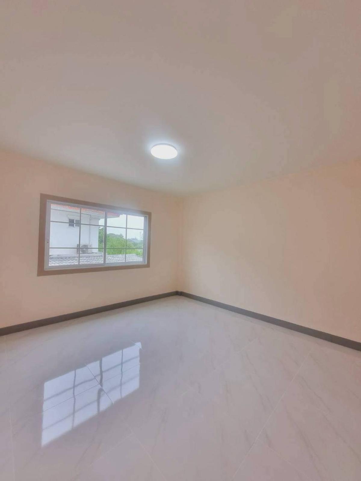 ขายทาวน์โฮมนนทบุรี บางใหญ่ บางบัวทอง : ขายทาวน์เฮ้าส์/ทาวน์โฮม  ดิเอมเมอรัลด์ พาร์ค 3 รีโนเวทใหม่ บางพลับ ปากเกร็ด นนทบุรี CX-137512