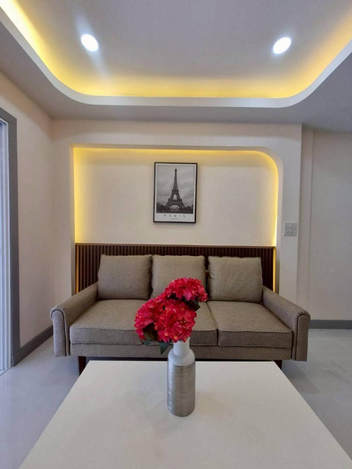 ขายทาวน์โฮมนนทบุรี บางใหญ่ บางบัวทอง : ขายทาวน์เฮ้าส์/ทาวน์โฮม นันทิชา 4 รีโนเวทใหม่ ไทรน้อย ไทรน้อย นนทบุรี CX-137526