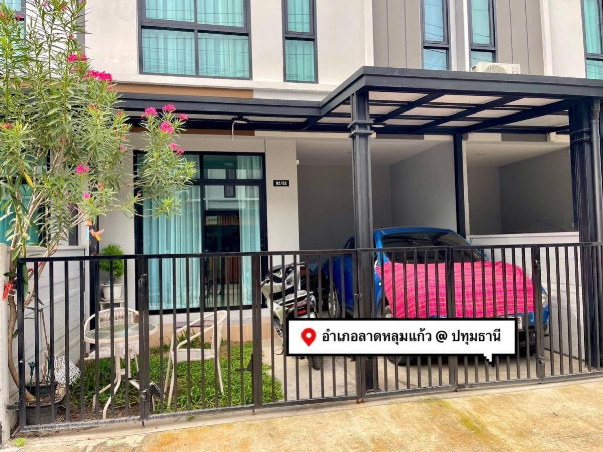 For SaleTownhomePathum Thani,Rangsit, Thammasat : For Sale Townhouse/Townhome  , Beyond Town Latlumkaeo , Rahaeng , Lat Lum Kaeo , Pathum Thani , CX-136958