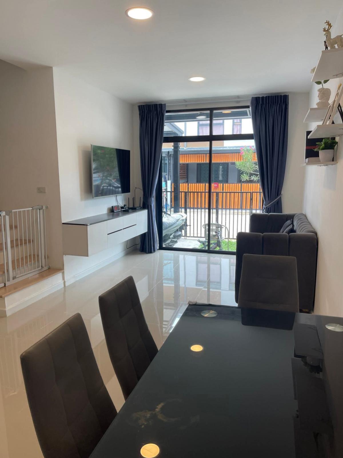 For SaleTownhomePathum Thani,Rangsit, Thammasat : For Sale Townhouse/Townhome  , Beyond Town Latlumkaeo , Rahaeng , Lat Lum Kaeo , Pathum Thani , CX-136958