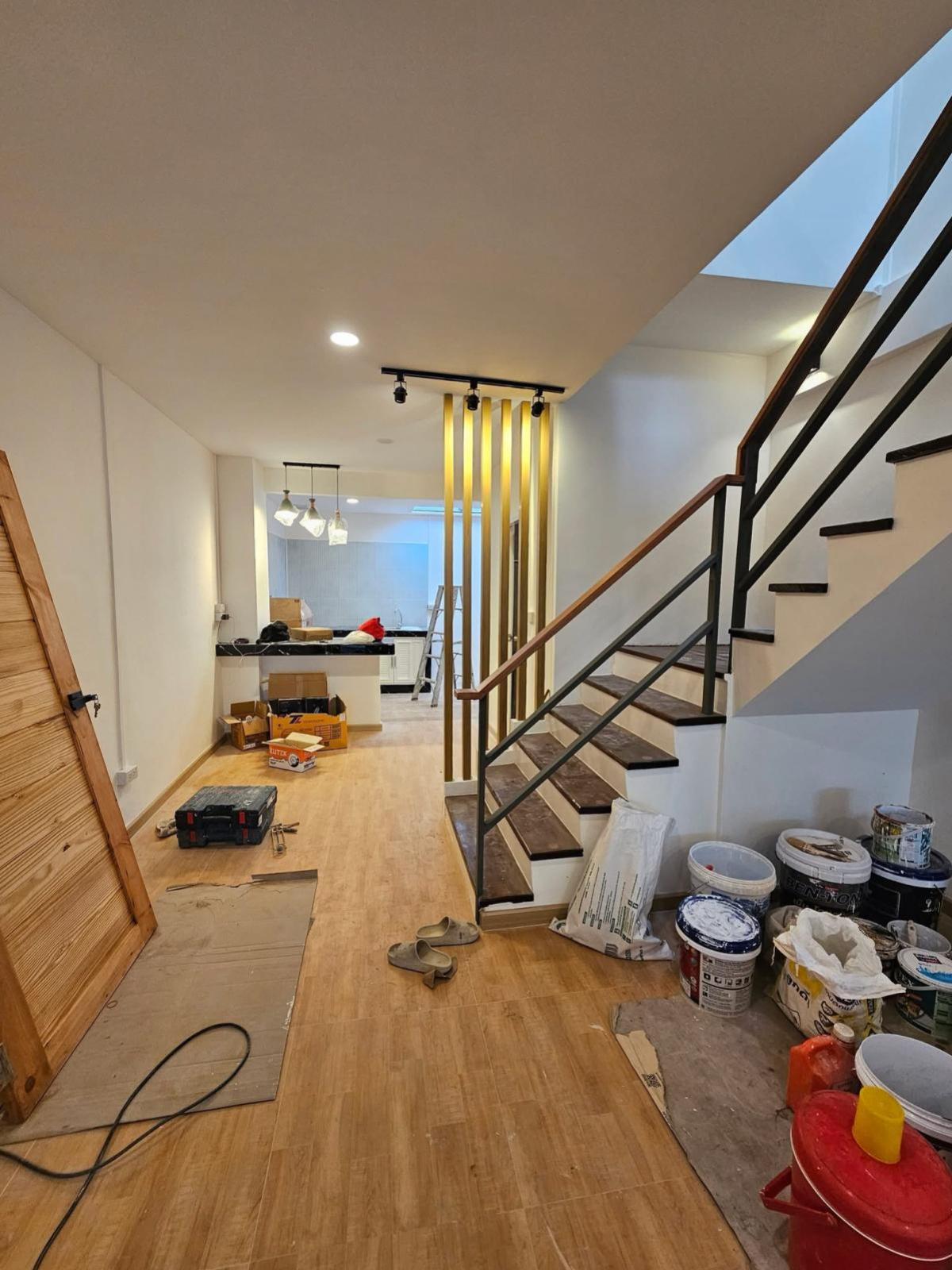 ขายทาวน์โฮมวิภาวดี ดอนเมือง หลักสี่ : ขายทาวน์เฮ้าส์/ทาวน์โฮม  อยู่เจริญ วิภาวดี รีโนเวทใหม่ สนามบิน เขต ดอนเมือง กรุงเทพ CX-137316