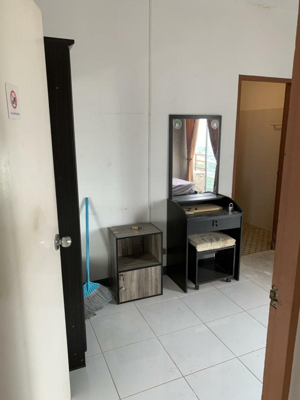 For SaleCondoSapankwai,Jatujak : For Sale Condo , Residency Height Condominium , high floor , corner unit , MRT-Sutthisan , Ratchadaphisek , Din Daeng , Bangkok , CX-112389