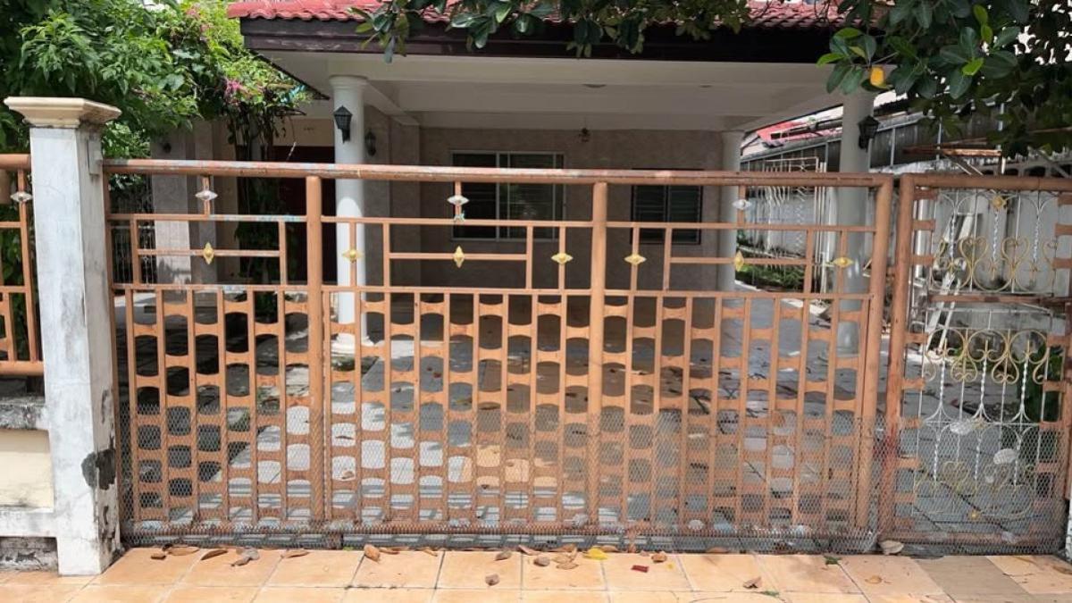 ขายบ้านนวมินทร์ รามอินทรา : ขายบ้าน  บ้านวงศกร 4 สามวาตะวันตก เขต คลองสามวา กรุงเทพ CX-137202