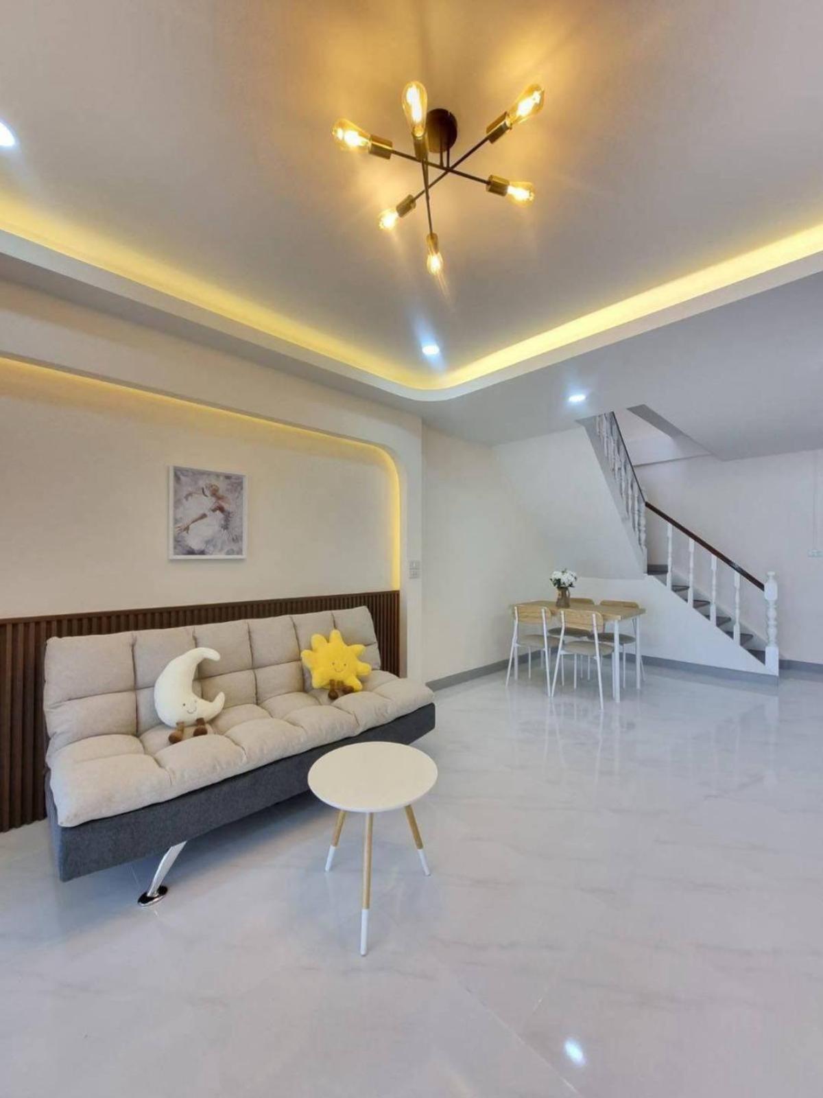 ขายทาวน์โฮมนนทบุรี บางใหญ่ บางบัวทอง : ขายทาวน์เฮ้าส์/ทาวน์โฮม  บ้าน บัวทองแลนด์ บางกรวย - ไทรน้อย รีโนเวทใหม่ MRT-สามแยกบางใหญ่ บางบัวทอง บางบัวทอง นนทบุรี CX-136700