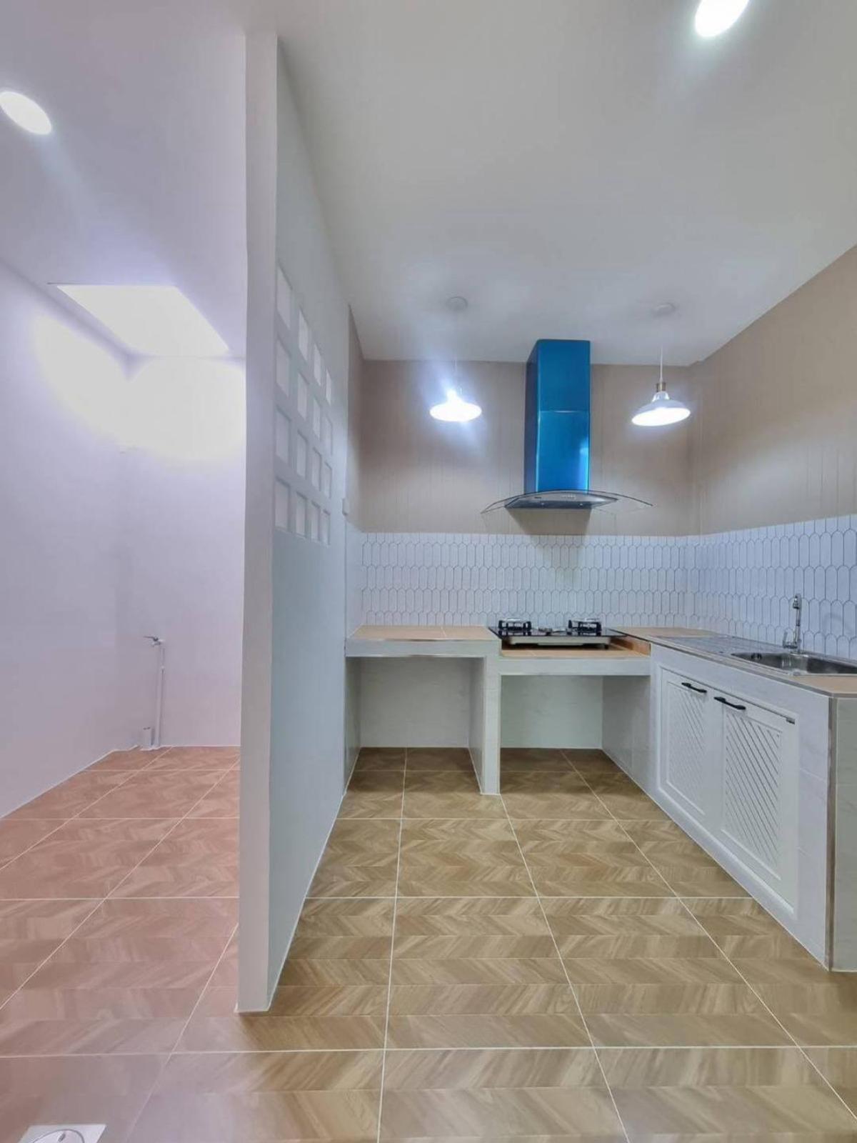 ขายทาวน์โฮมนนทบุรี บางใหญ่ บางบัวทอง : ขายทาวน์เฮ้าส์/ทาวน์โฮม  บ้าน บัวทองแลนด์ บางกรวย - ไทรน้อย รีโนเวทใหม่ MRT-สามแยกบางใหญ่ บางบัวทอง บางบัวทอง นนทบุรี CX-136700