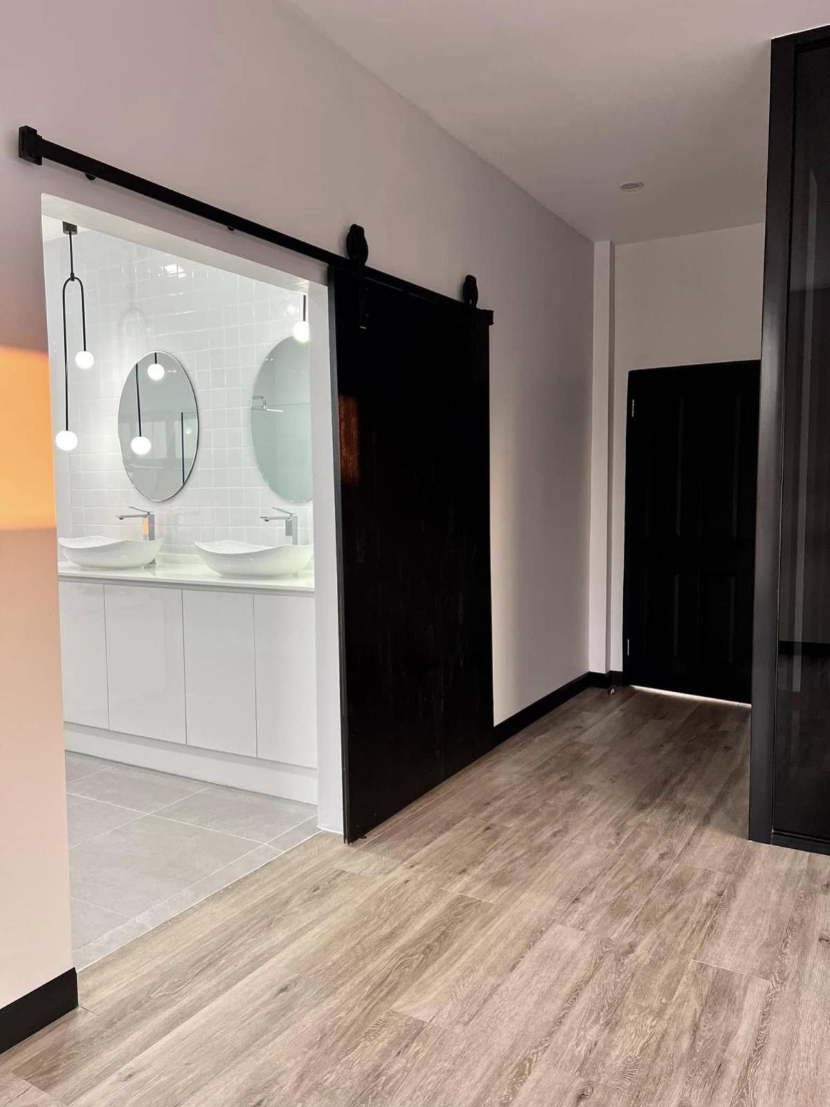 ขายบ้านบางนา แบริ่ง ลาซาล : ขายบ้าน  บางนา วิลล่า บางแก้ว เมืองสมุทรปราการ สมุทรปราการ CX-136444