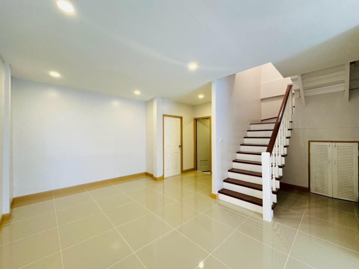 ขายทาวน์โฮมนนทบุรี บางใหญ่ บางบัวทอง : ขายทาวน์เฮ้าส์/ทาวน์โฮม  อักษรา บางบัวทอง บางบัวทอง บางบัวทอง นนทบุรี CX-137077