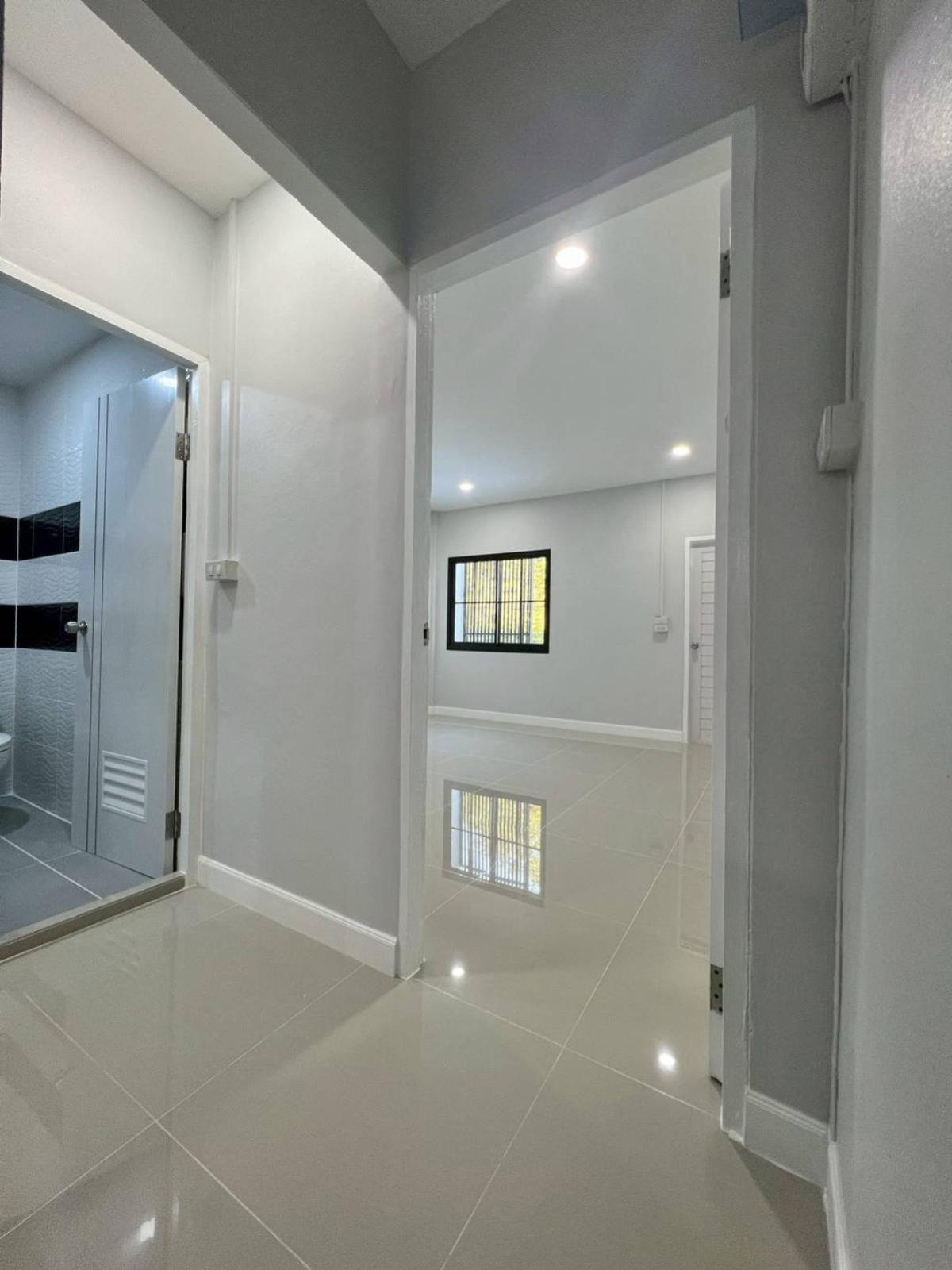 ขายทาวน์โฮมนนทบุรี บางใหญ่ บางบัวทอง : ขายทาวน์เฮ้าส์/ทาวน์โฮม  บ้านบุษกร-รัตติยา รีโนเวทใหม่ MRT-คลองบางไผ่ บางบัวทอง บางบัวทอง นนทบุรี CX-136949