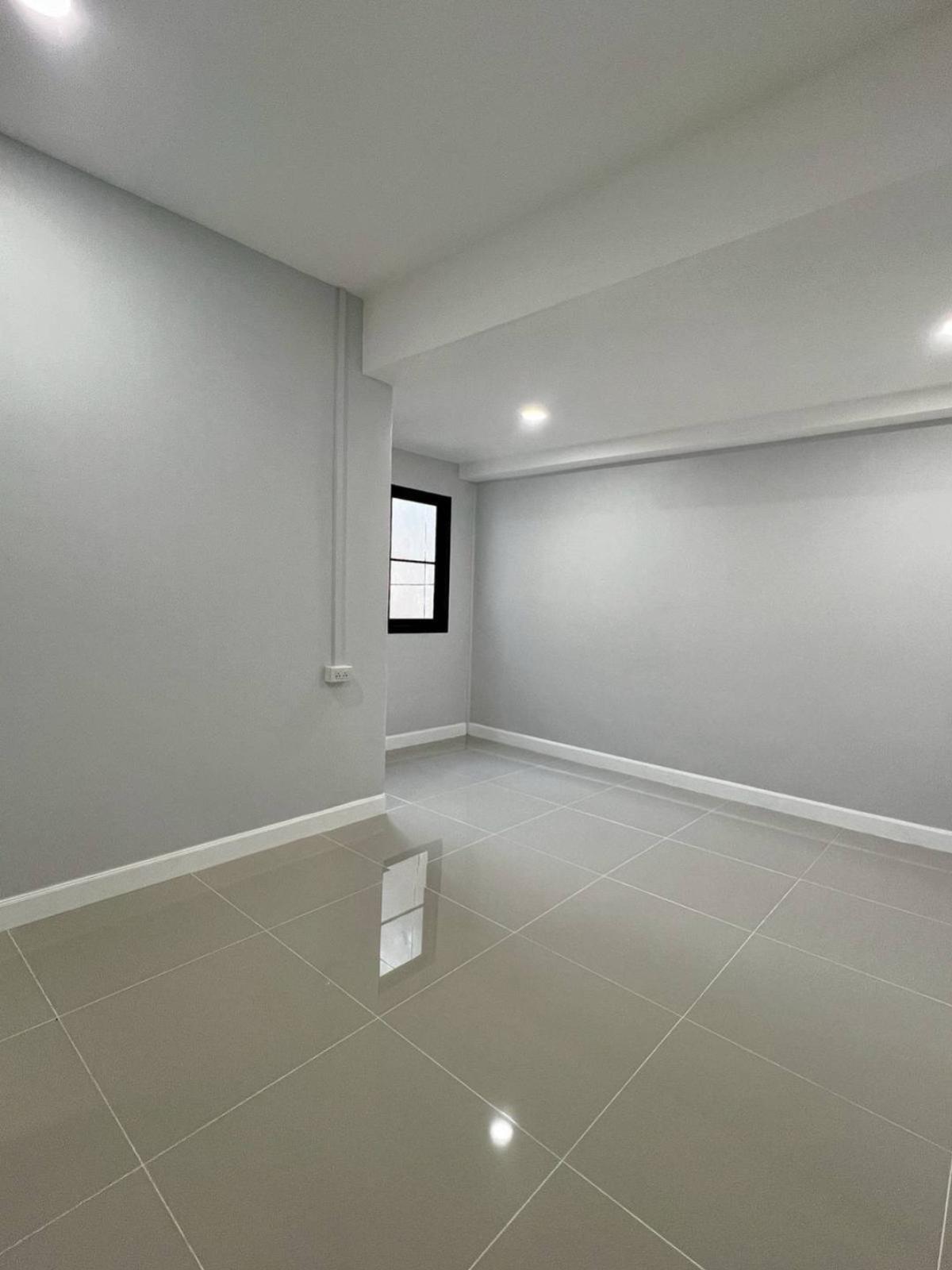 ขายทาวน์โฮมนนทบุรี บางใหญ่ บางบัวทอง : ขายทาวน์เฮ้าส์/ทาวน์โฮม  บ้านบุษกร-รัตติยา รีโนเวทใหม่ MRT-คลองบางไผ่ บางบัวทอง บางบัวทอง นนทบุรี CX-136949