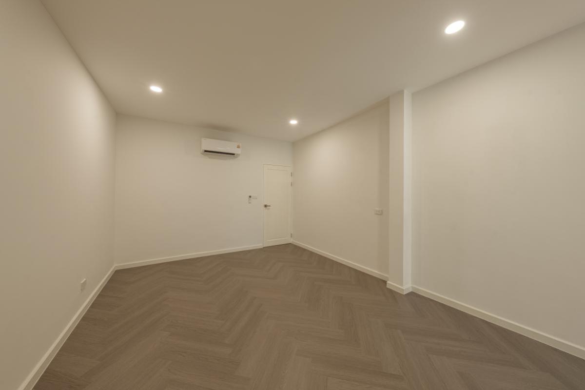 ขายทาวน์โฮมอ่อนนุช อุดมสุข : ขายทาวน์เฮ้าส์/ทาวน์โฮม  หมู่บ้านคลองตันนิเวศน์ รีโนเวทใหม่ ARL-รามคำแหง คลองตันเหนือ เขต วัฒนา กรุงเทพ CX-137090