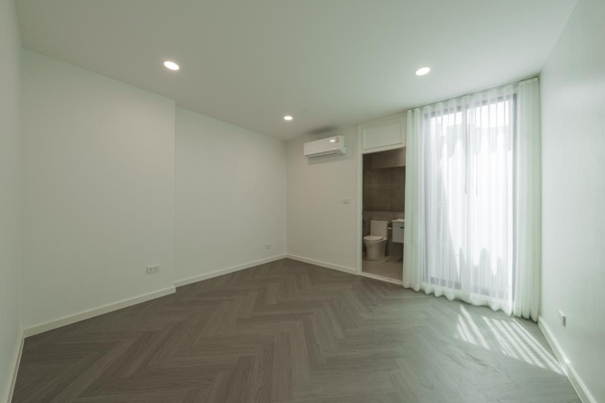 ขายทาวน์โฮมอ่อนนุช อุดมสุข : ขายทาวน์เฮ้าส์/ทาวน์โฮม  หมู่บ้านคลองตันนิเวศน์ รีโนเวทใหม่ ARL-รามคำแหง คลองตันเหนือ เขต วัฒนา กรุงเทพ CX-137090