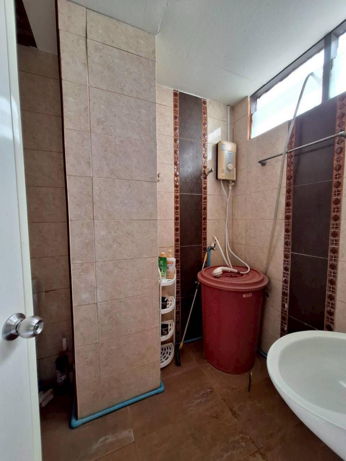 ขายอาคารพาณิชย์พัทยา บางแสน ชลบุรี สัตหีบ : ขายอาคารพานิชย์ แหลมฉบัง ชั้นสูง ทุ่งสุขลา ศรีราชา ชลบุรี CX-137091