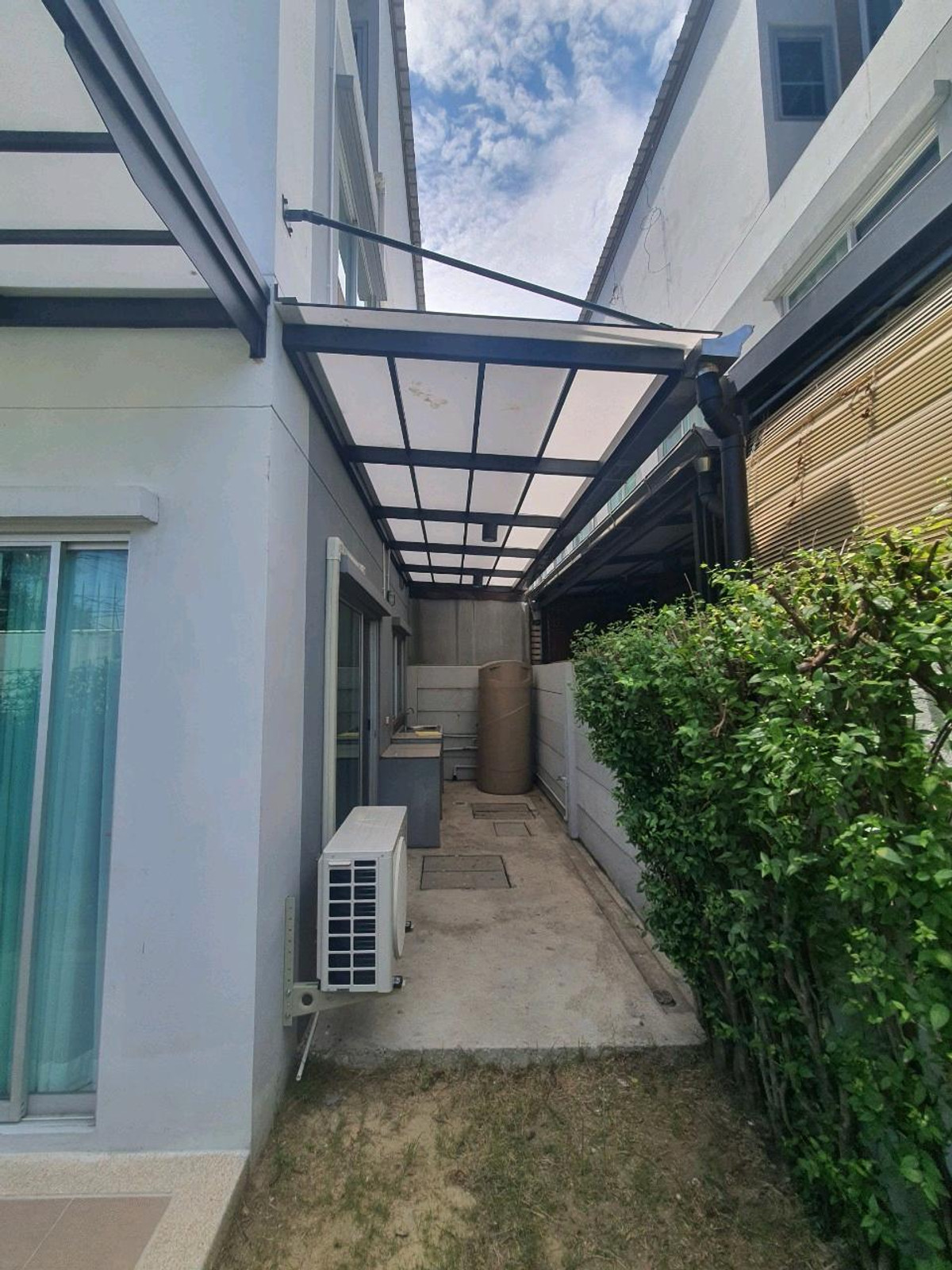 ให้เช่าทาวน์โฮมพระราม 2 บางขุนเทียน : 🔥ให้เช่า บ้านทาวน์โฮม 3 ชั้น โครงการ บ้านลุมพินี ทาวน์พาร์ค ท่าข้าม-พระราม 2⛳️เข้าทางพระราม2ซอย47 หรือ ท่าข้าม 7 ใกล้วัดท่าข้าม❣️💚Tel/Line: 085 484 8586 Ag.