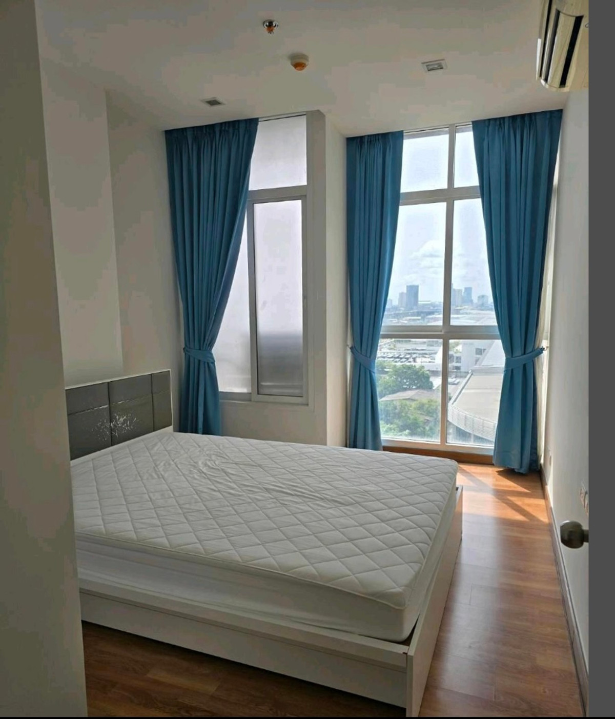 ให้เช่าคอนโดบางนา แบริ่ง ลาซาล : เช่า เดอะ โคสต์ แบงค็อก (บางนา) สวย เฟอร์นิเจอร์ครบ ใกล้ BTS บางนา สนใจแอตไลน์ครับ@841qqlnr