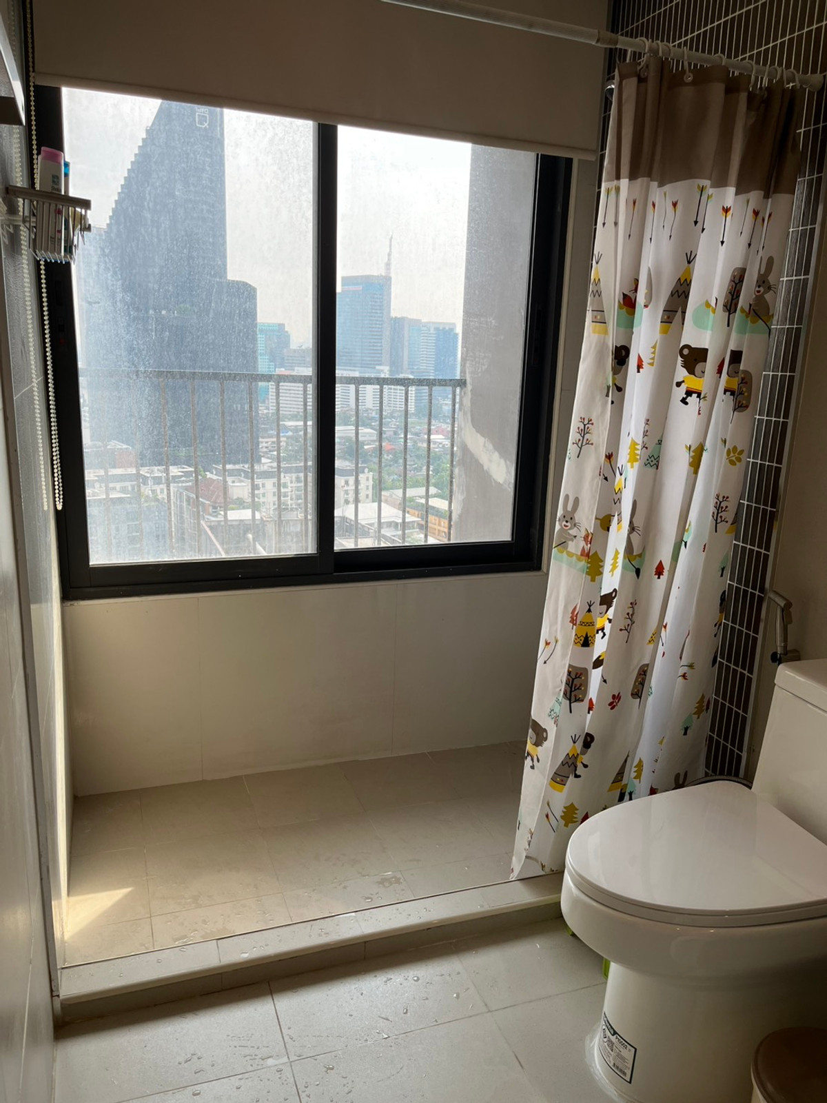 ขายคอนโดสุขุมวิท อโศก ทองหล่อ : ขาย Noble Remix Sukhumvit36 ชั้นสูง 1นอน ห้องมุม สภาพใหม่ //Tel : 098-654-2399