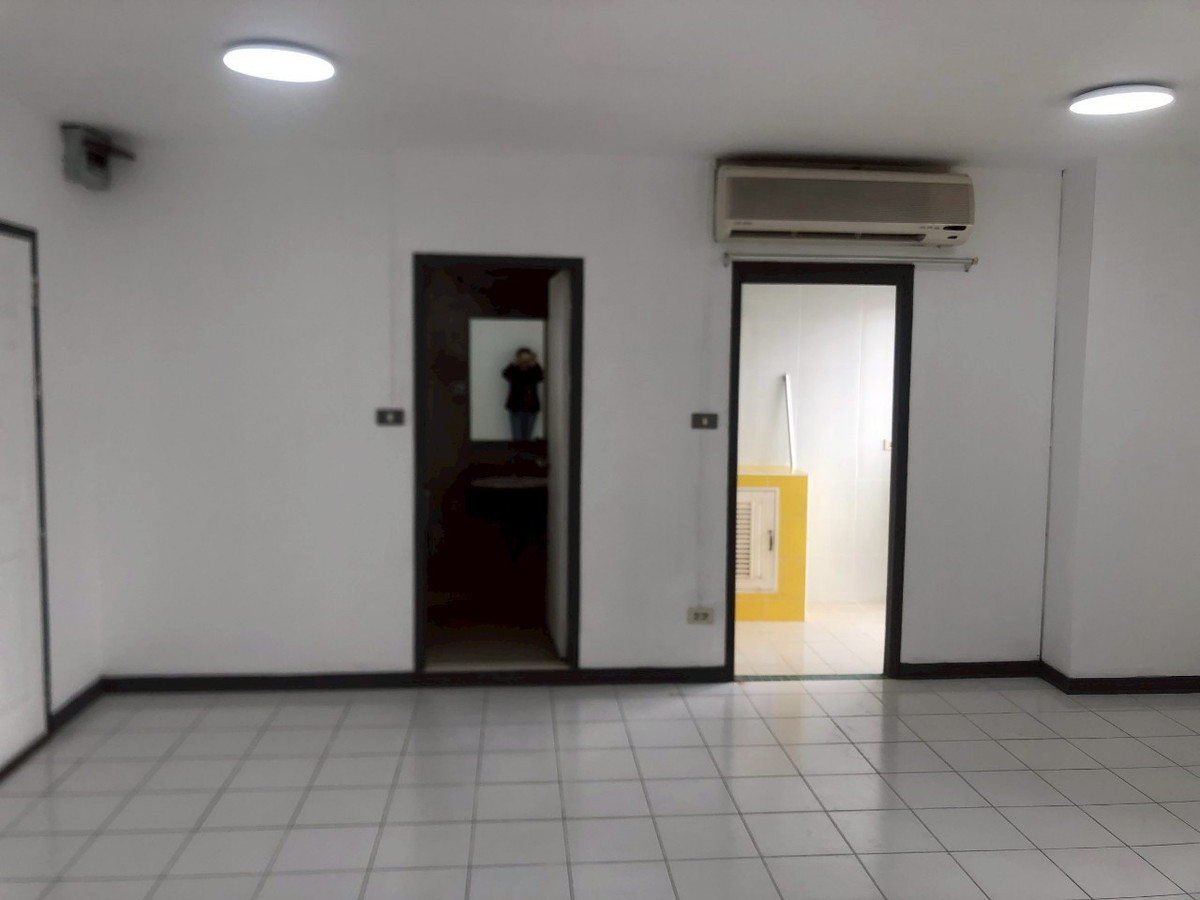 For SaleCondoLadprao101, Happy Land, The Mall Bang Kapi : ✅ S-LCLP136 ✅ Line : @p2nproperty