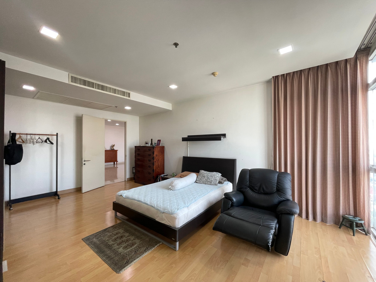 For SaleCondoSukhumvit, Asoke, Thonglor : For Sale Nusasiri grand condo 3 bedroom best price best location 