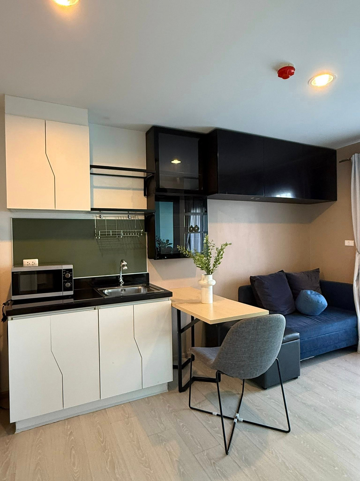 ขายคอนโดบางนา แบริ่ง ลาซาล : Code: KJS280 ขาย The Excel Hybrid (ดิ เอ็กเซล ไฮบริด) 📲สอบถาม @kjcondo (มี@ข้างหน้าด้วยนะคะ)