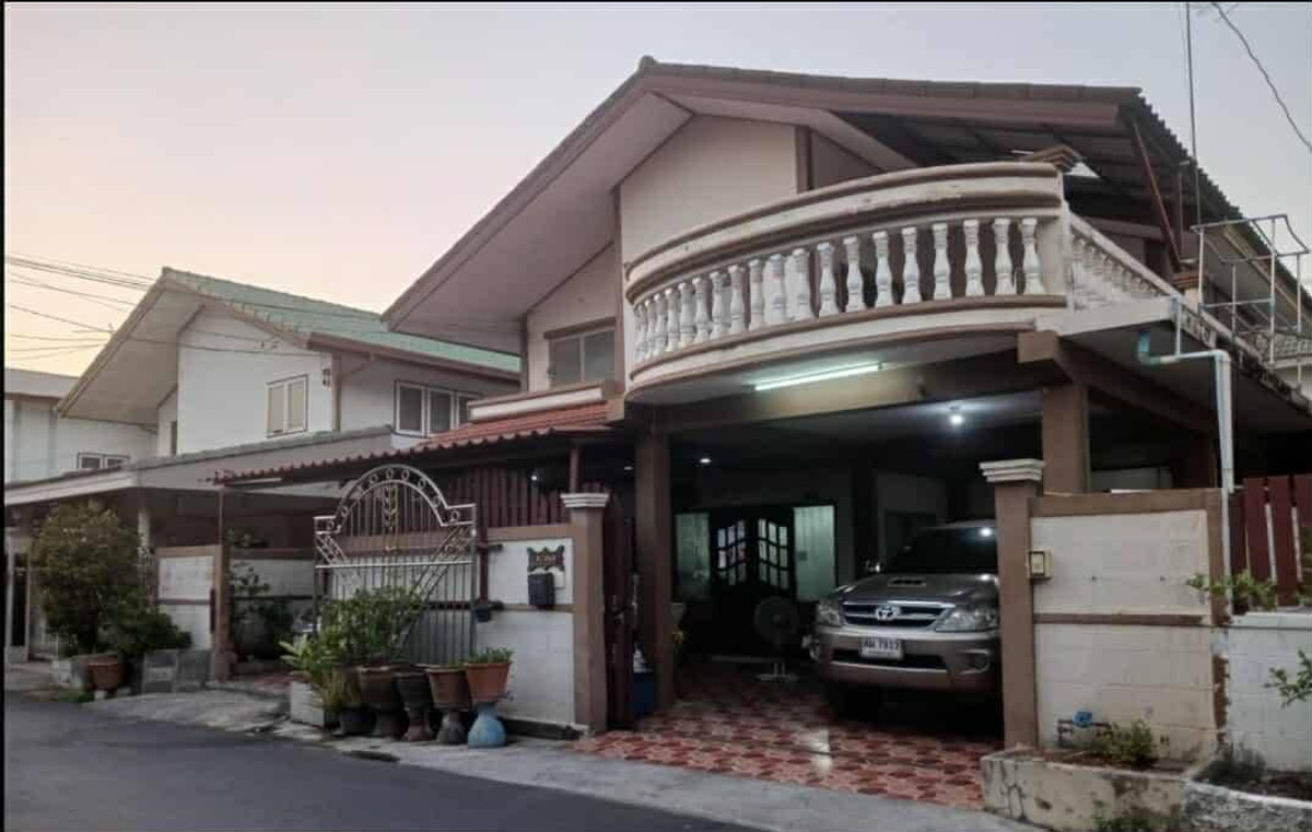 For SaleHouseNawamin, Ramindra : 94507 - 2-story detached house, 54 square meters, perfect usable space. Suitable for medium-sized families, Soi Ramintra 46, intersection 3/3, good location, convenient to travel in and out in many ways, Nawamin Road, Nuanchan, Ramintra, can travel by the