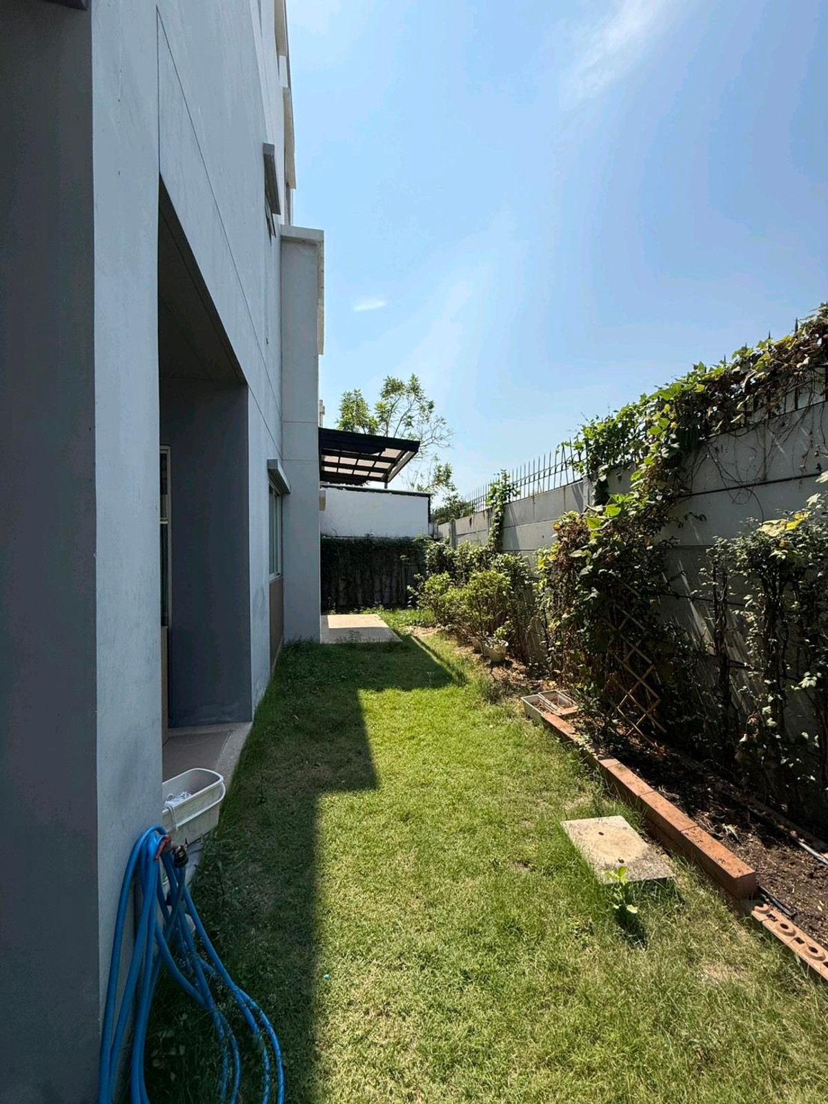 ให้เช่าทาวน์โฮมพระราม 2 บางขุนเทียน : 🔥ให้เช่า บ้านทาวน์โฮม 3 ชั้น โครงการ บ้านลุมพินี ทาวน์พาร์ค ท่าข้าม-พระราม 2⛳️เข้าทางพระราม2ซอย47 หรือ ท่าข้าม 7 ใกล้วัดท่าข้าม❣️💚Tel/Line: 085 484 8586 Ag.