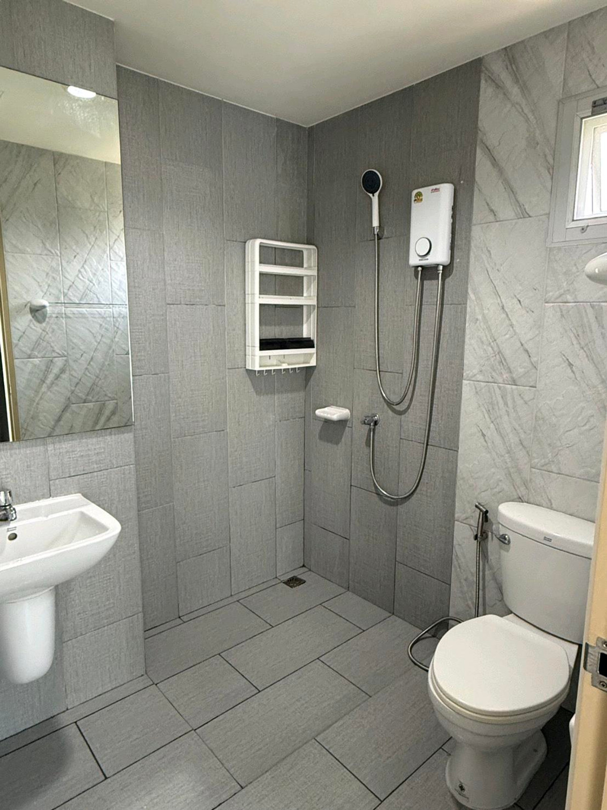 ให้เช่าทาวน์โฮมพระราม 2 บางขุนเทียน : 🔥ให้เช่า บ้านทาวน์โฮม 3 ชั้น โครงการ บ้านลุมพินี ทาวน์พาร์ค ท่าข้าม-พระราม 2⛳️เข้าทางพระราม2ซอย47 หรือ ท่าข้าม 7 ใกล้วัดท่าข้าม❣️💚Tel/Line: 085 484 8586 Ag.