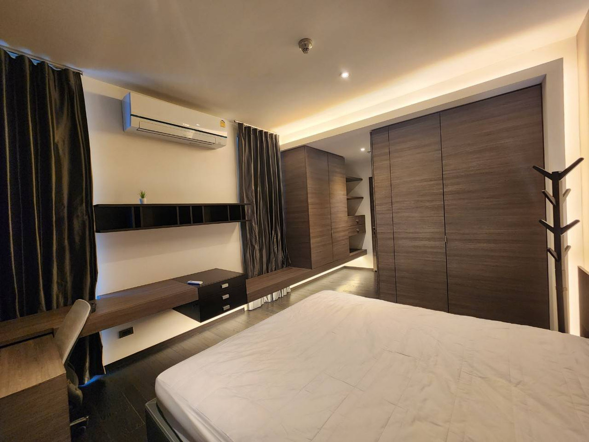 For SaleCondoRatchathewi,Phayathai : for sale condo Villa Rachatewi Duplex (S03-2180S)