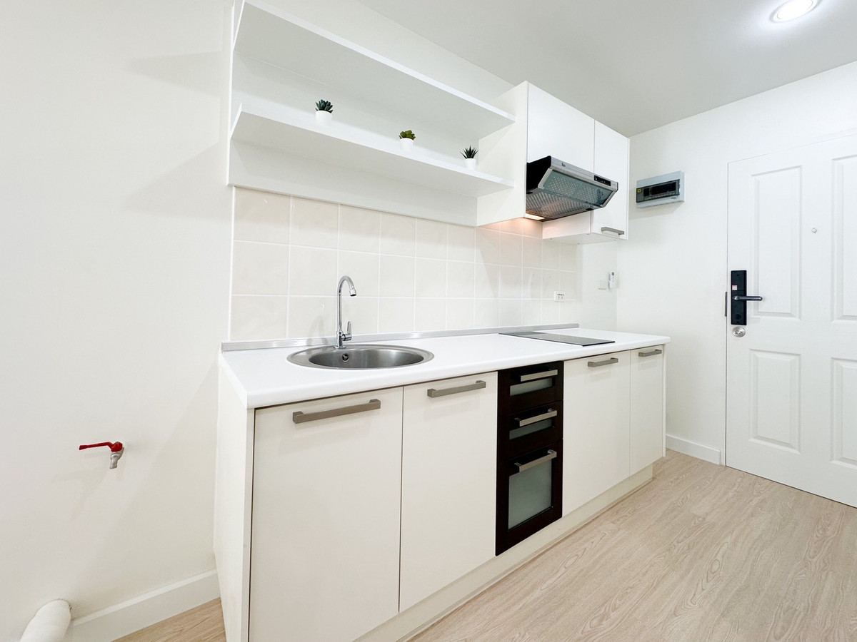 For SaleCondoThaphra, Talat Phlu, Wutthakat : Condo for sale, Metro Park Sathorn, beautiful room with all new furniture.