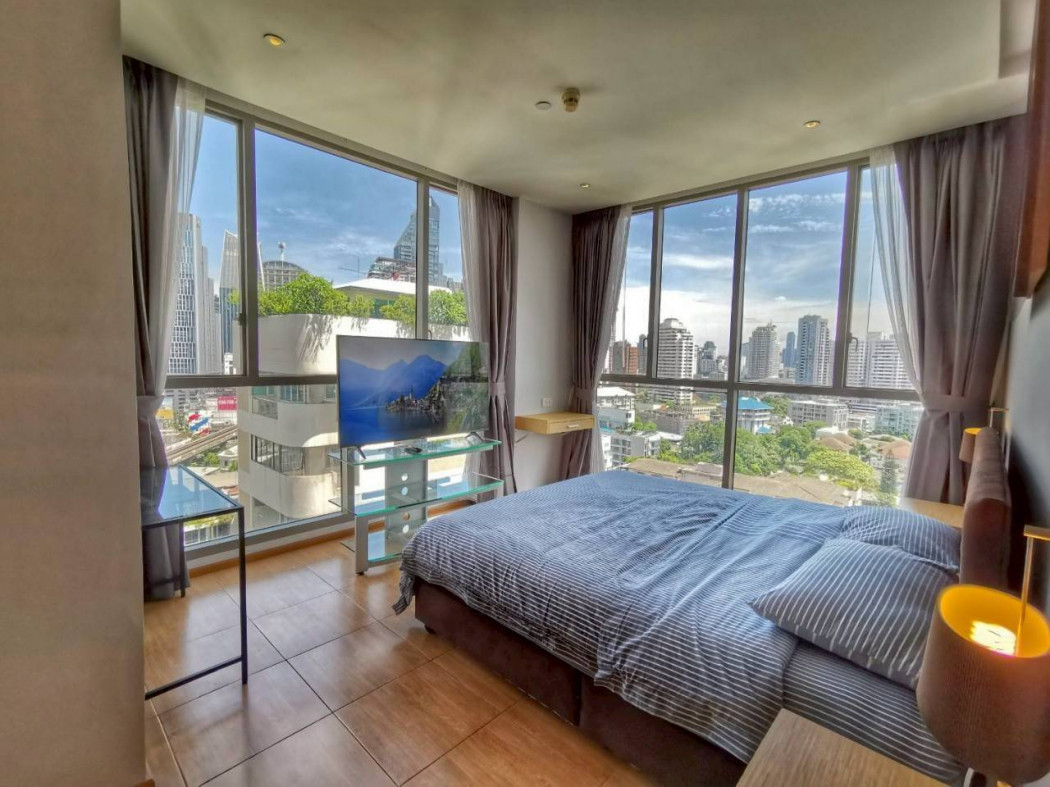 For SaleCondoBang Sue, Wong Sawang, Tao Pun : Condo for sale, Aqua Sukhumvit 49, very beautiful room, good view, near BTS Thonglor, convenient transportation, size 60 sq m.