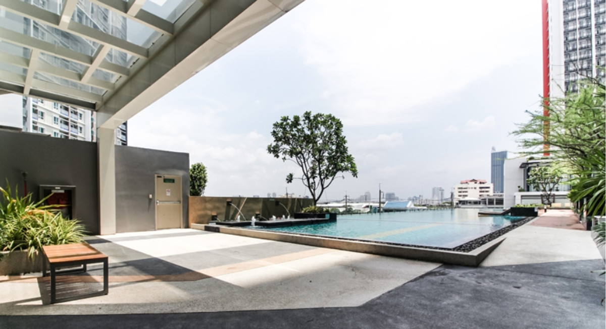 ขายคอนโดสาทร นราธิวาส : ✨ For Sale: Supalai Lite Sathorn-Charoenrat Condo ✨  💰 Only 4,395,000 THB