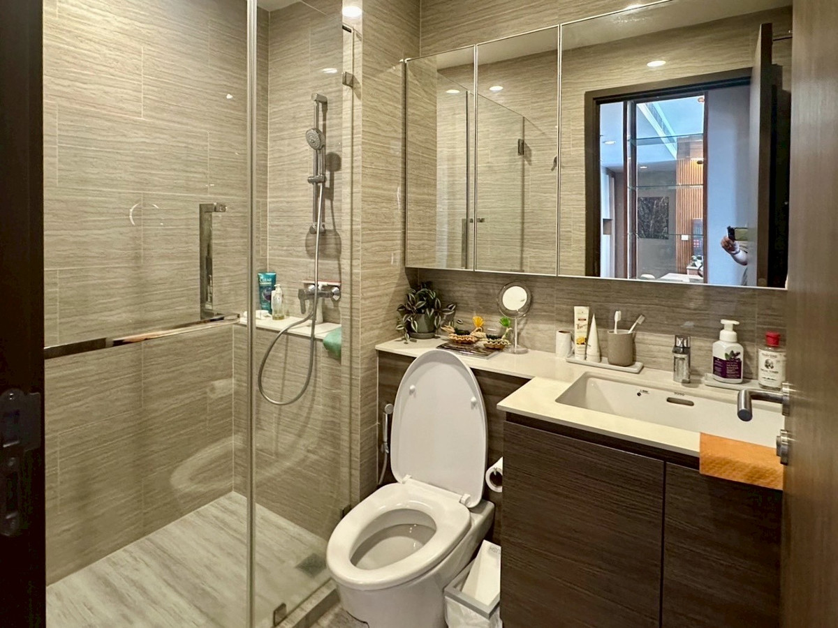 For RentCondoOnnut, Udomsuk : (FOR RENT) Whizdom Essence   I 2-BR Fully Furnished & Equipped Near 🚆BTSPunnawithi