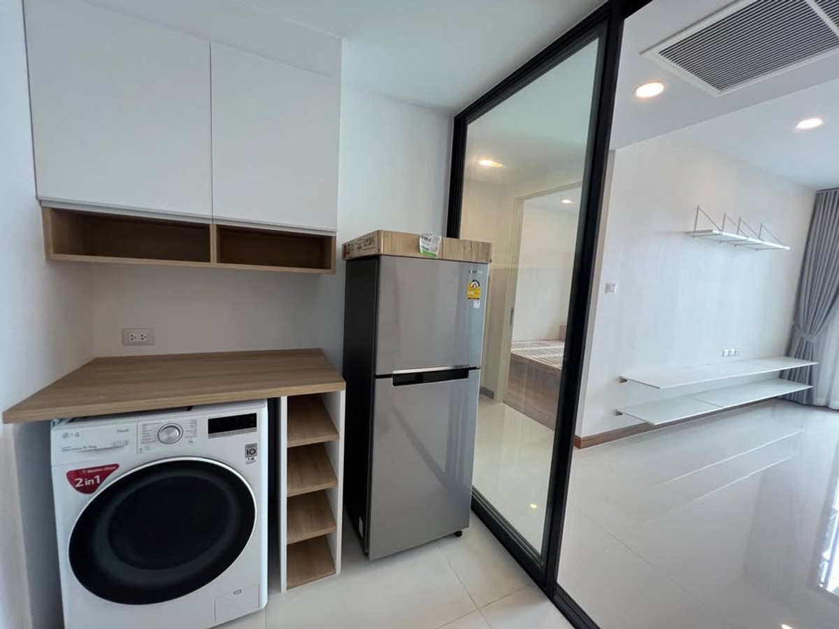 For SaleCondoWongwianyai, Charoennakor : Supalai Premier Charoen Nakhon【𝐒𝐄𝐋𝐋 & 𝐑𝐄𝐍𝐓】🔥The room is bright and airy with soft curves and elegant woodwork, creating a warm and tranquil atmosphere with a premium minimalist feel.🔥 Contact Line ID: @hacondo