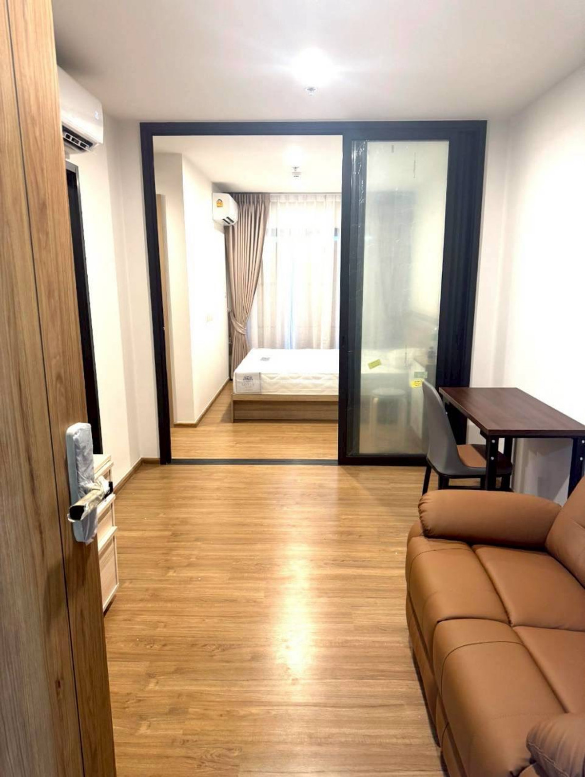 ให้เช่าคอนโดลาดพร้าว เซ็นทรัลลาดพร้าว : The Line Vibe คอนโด อยู่ตรงข้าม central ladprao ห้องสวย ใหม่ พรอมให้เช่า สอบถามได้เลยครับ