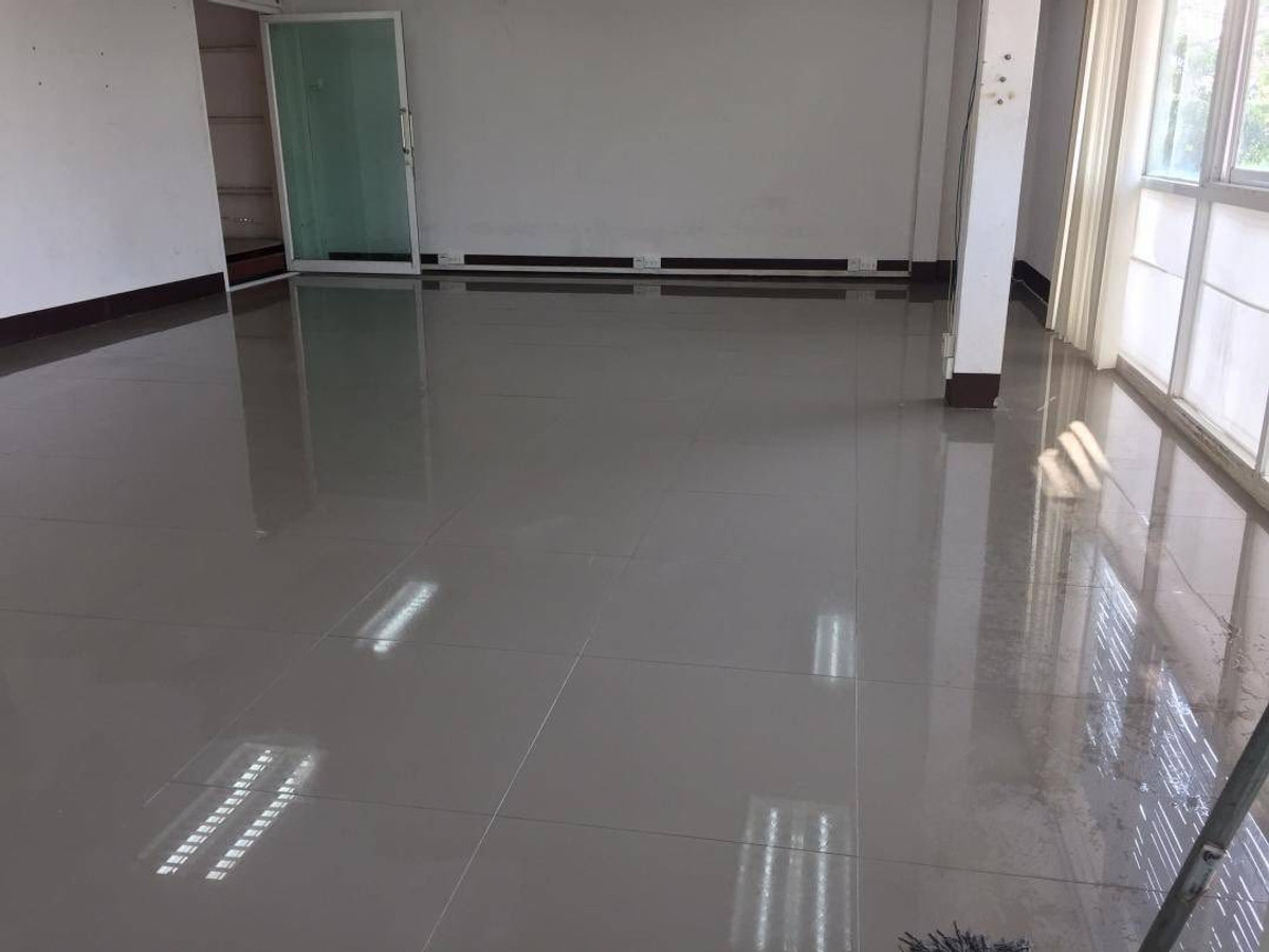 For RentHouseRama 2, Bang Khun Thian : For rent, detached house/office building, 3 floors, newly renovated, total usable area 780 sq m., land 73.6 sq m., 6 rooms, 4 bathrooms, near Central Rama 2.