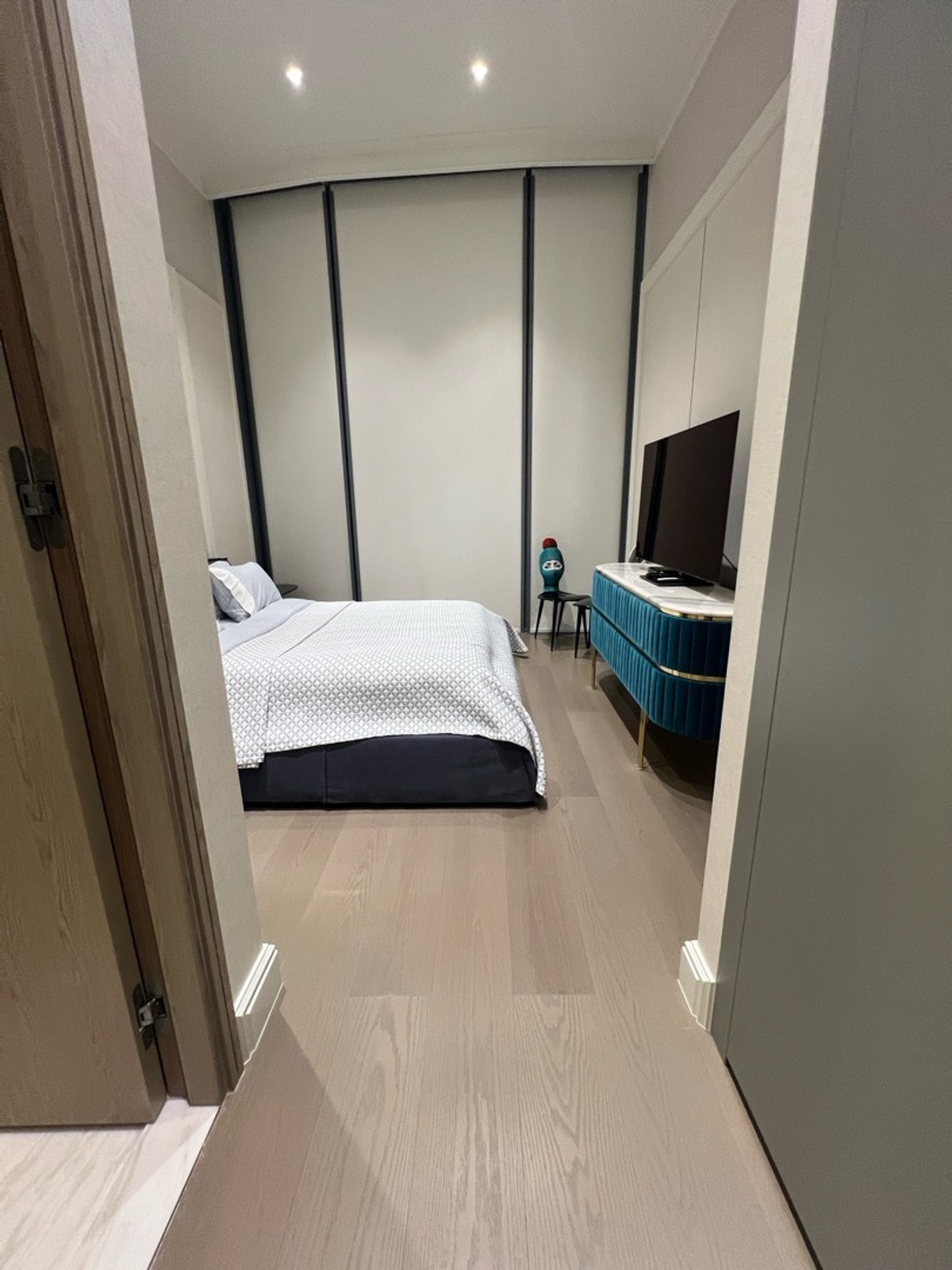 ขายคอนโดวิทยุ ชิดลม หลังสวน : penthouse scope langsuan for sell !!