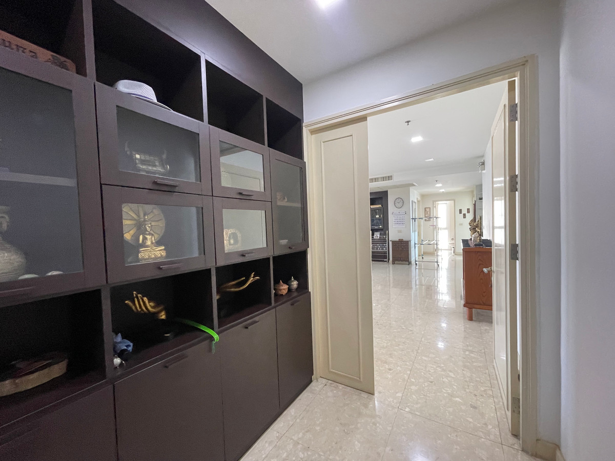 For SaleCondoSukhumvit, Asoke, Thonglor : For Sale Nusasiri grand condo 3 bedroom best price best location 